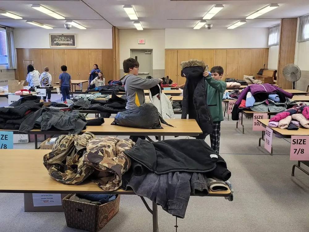 Coat drive sorting by size